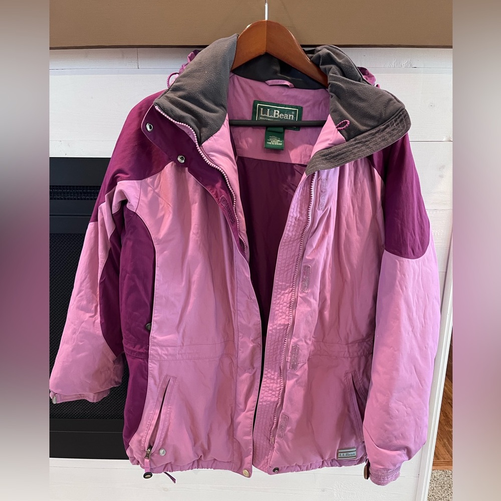 LL Beans Womens Vintage Purple Snow Boarding Ski Coat Size M 
Insulated Full Zip